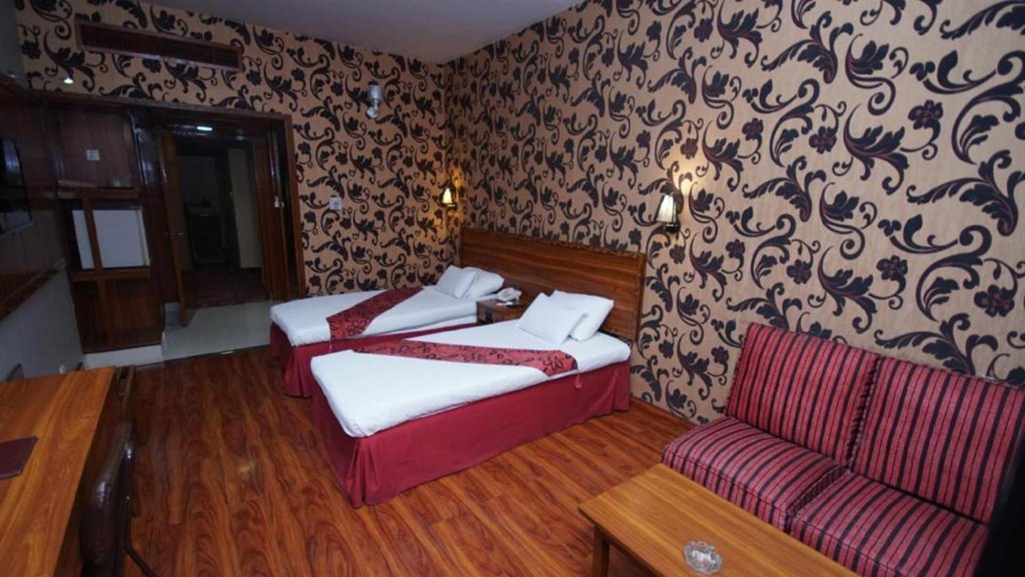 Faran Hotel Карачи Екстериор снимка