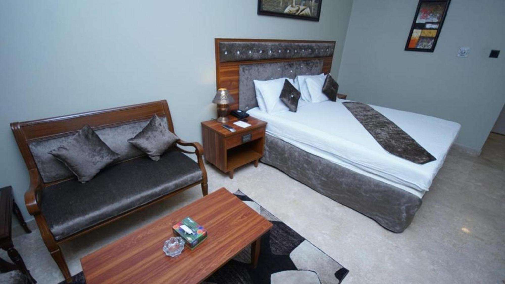 Faran Hotel Карачи Екстериор снимка
