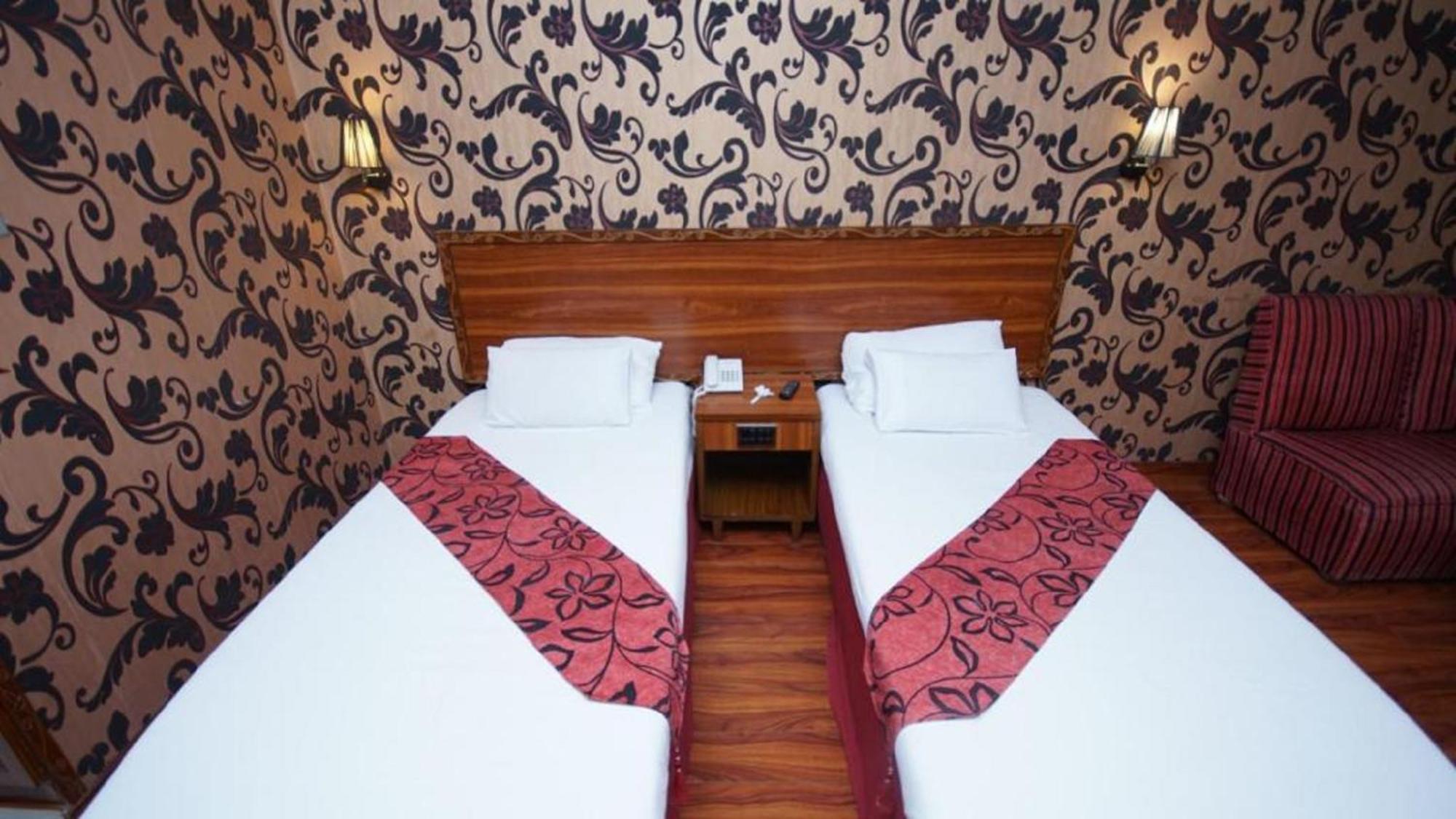 Faran Hotel Карачи Екстериор снимка