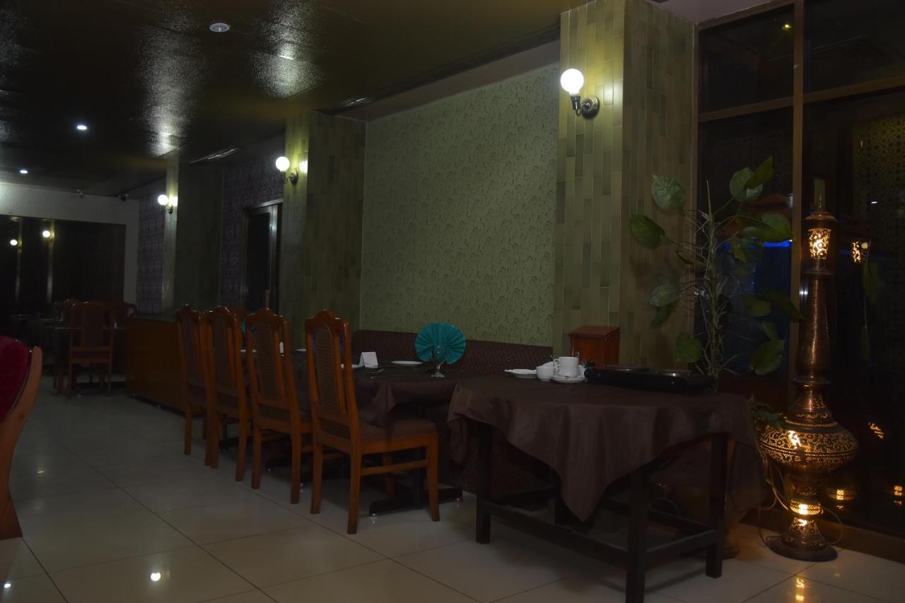 Faran Hotel Карачи Екстериор снимка