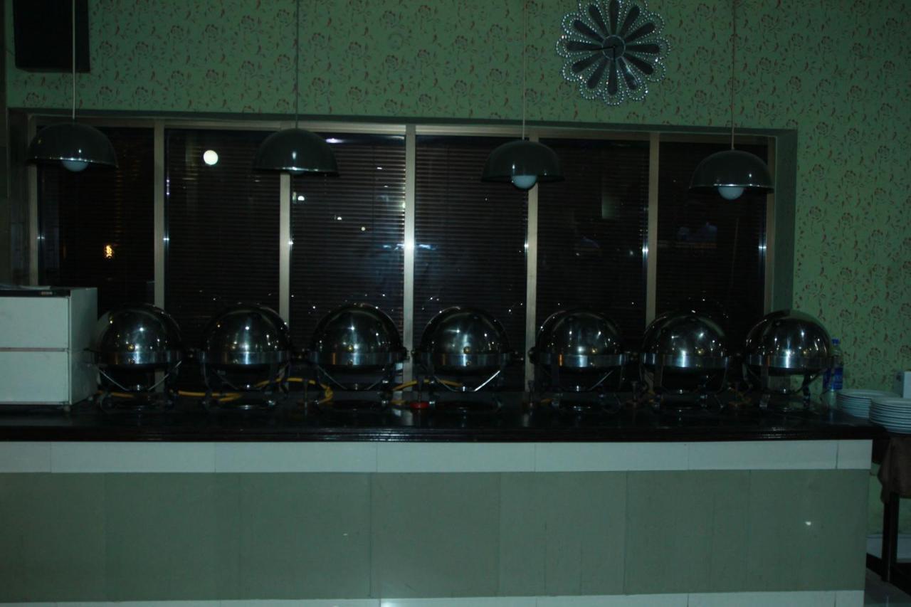 Faran Hotel Карачи Екстериор снимка