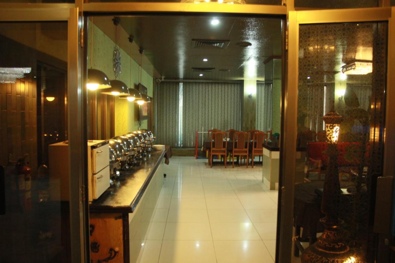 Faran Hotel Карачи Екстериор снимка