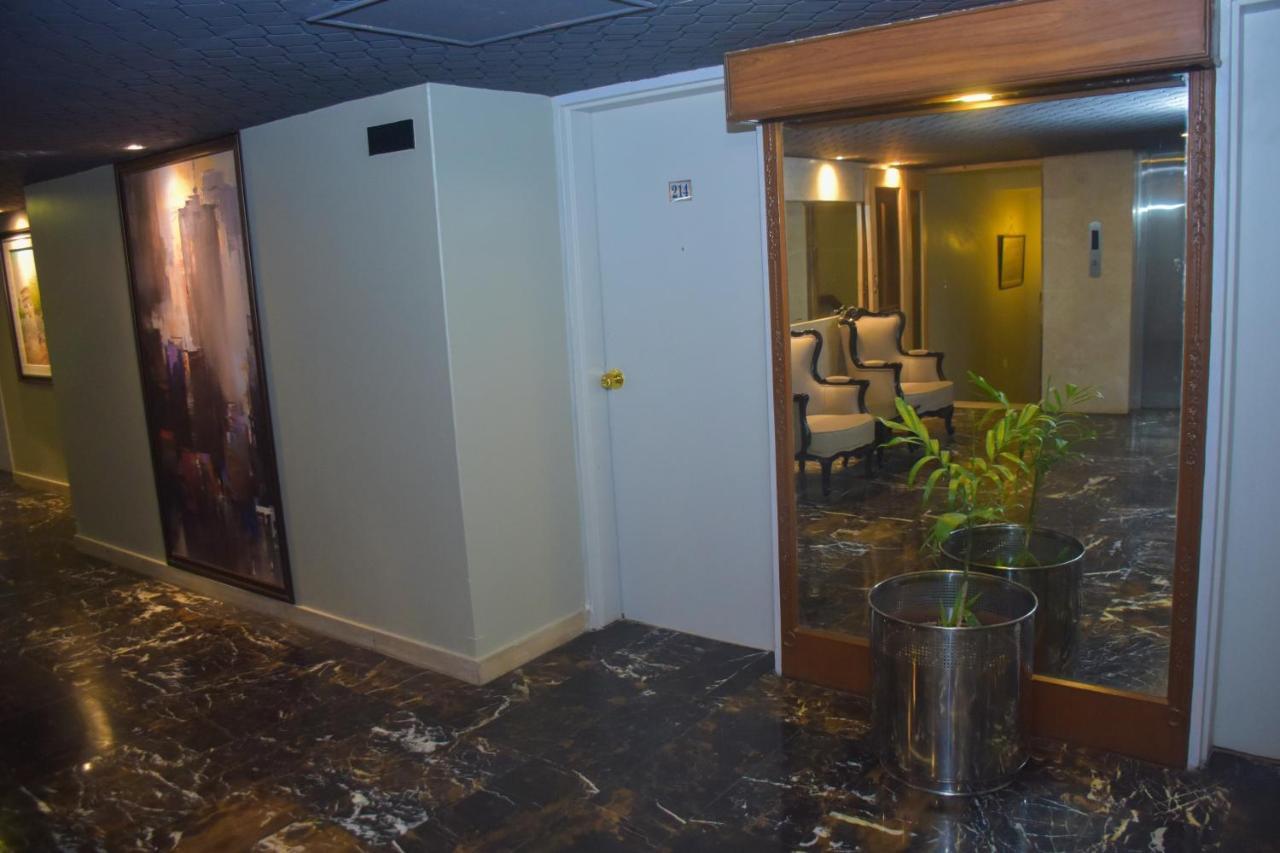 Faran Hotel Карачи Екстериор снимка